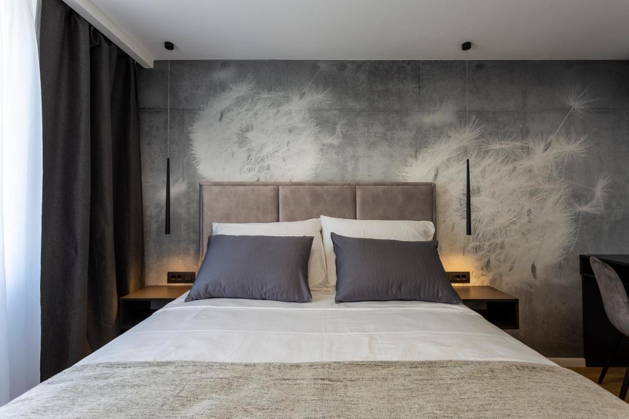 Apartman Izis Centar Pule Pula Buitenkant foto