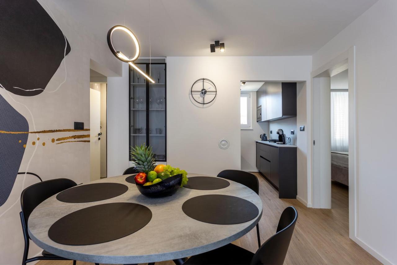 Apartman Izis Centar Pule Pula Buitenkant foto